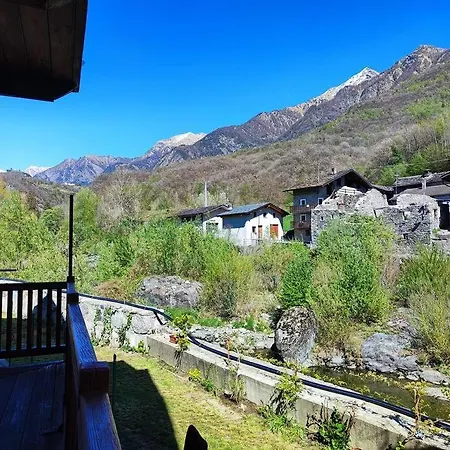 Holiday home Casa Isollaz *